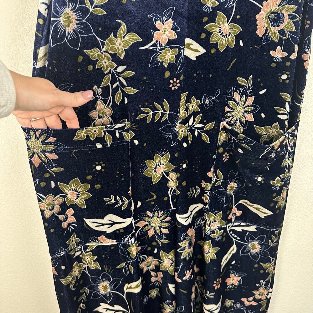 Earthbound Velvet Floral Wide Leg Jumpsuit Boho Loose Comfy Medium EUC - Picture 4 of 5